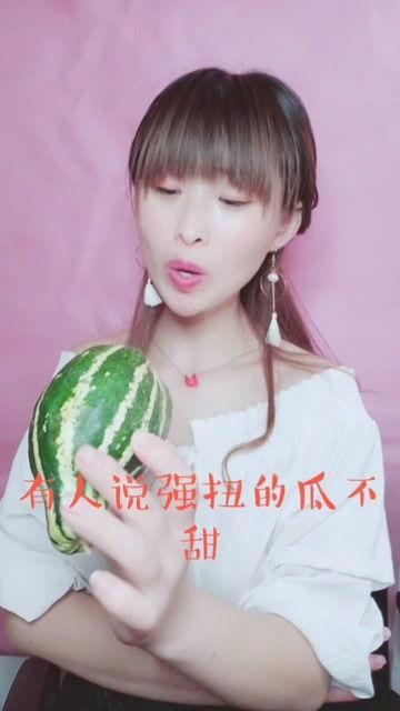 娱乐吃瓜酱过早懂事,娱乐吃瓜酱的成长轨迹揭秘